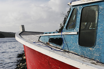 Image showing Boat facing out to the ocean