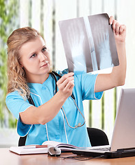 Image showing Doctor with x-ray