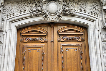 Image showing Paris door