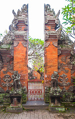 Image showing Bali temple gate