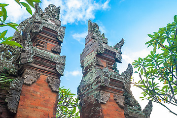 Image showing Bali temple gate