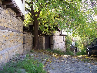 Image showing Old street