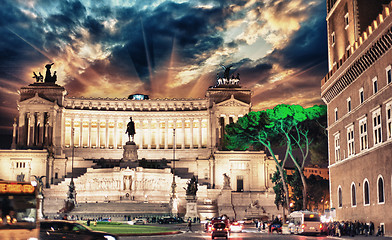 Image showing Piazza Venezia and National Monument to Victor Emmanuel II - Sun