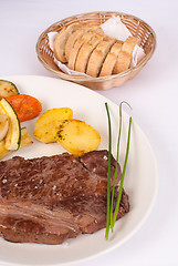 Image showing Steak  with vegetables