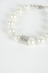 Image showing Pearl bracelet
