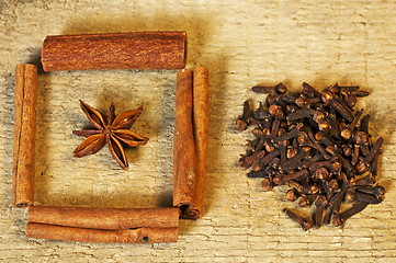 Image showing star anise and cloves