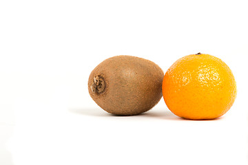 Image showing Kiwi fruit and mandarin