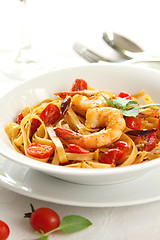 Image showing Fettuccine with prawn in tomato sauce