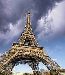 Image showing Front view of Eiffel Tower from Champ de Mars