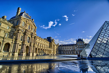 Image showing PARIS - NOV 16: Louvre Pyramid reflects on Water on November, 16