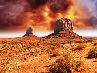Image showing The famous Buttes of Monument Valley at Sunset, Utah