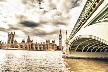 Image showing The Big Ben, the House of Parliament and the Westminster Bridge 