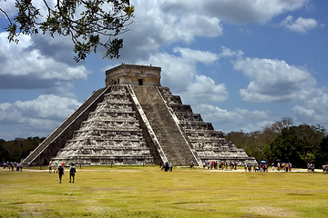 Image showing el castillo