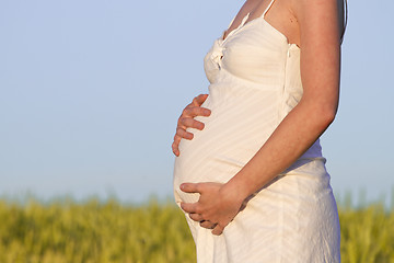 Image showing pregnant woman