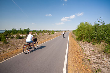 Image showing family cycling
