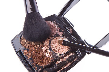 Image showing crushed compact eyeshadows