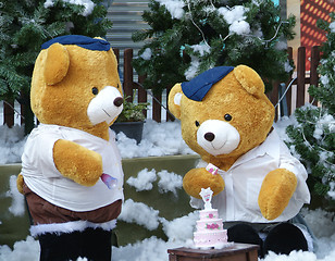 Image showing Teddybears with cake