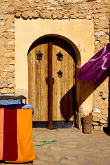 Image showing door market and clothes in tamerza 