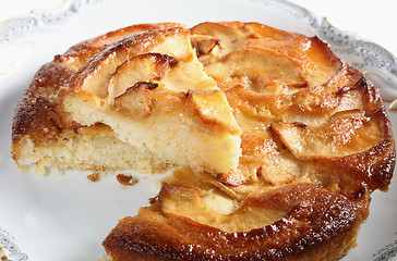 Image showing Apple sponge cake