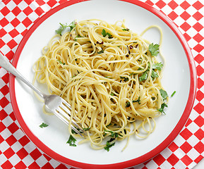 Image showing Chilli and garlic pasta from above