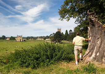 Image showing Church St James across meadow in Chipping Campden