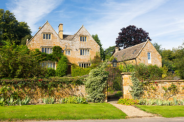 Image showing Old cotswold stone house in Ilmington