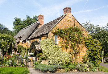 Image showing Old cotswold stone house in Ilmington