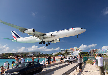 Image showing Airplane lands at Princess Juliana airport