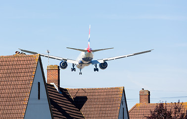 Image showing British Airways Boeing 777 lands at Heathrow