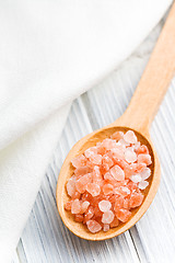 Image showing himalayan pink salt 