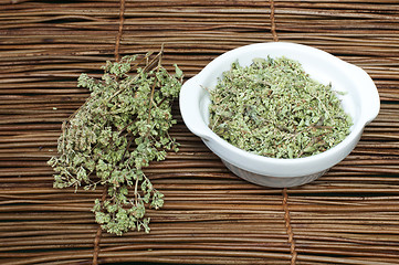 Image showing Dried oregano in a bowl