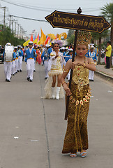 Image showing Pretty in the parade