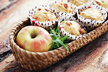 Image showing muffins with becon and apple