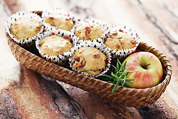 Image showing muffins with becon and apple