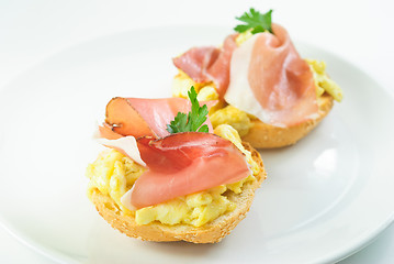 Image showing Ham and eggs sandwich