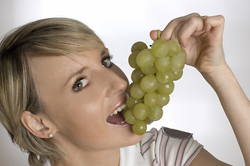 Image showing grapes