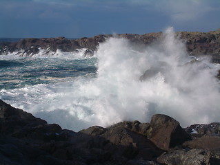 Image showing Waves on shore