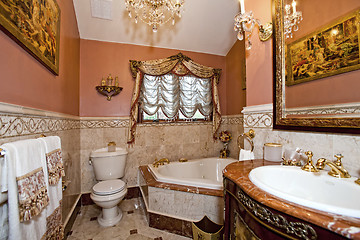 Image showing modern bathroom with jacuzzi