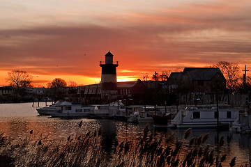 Image showing Light house at early sunrise in Brooklyn