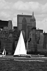 Image showing Boat with white sails on Hudson river 