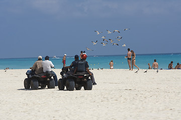 Image showing Coast police cheking the beach.