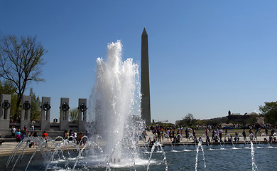 Image showing Washington monument on sunny day