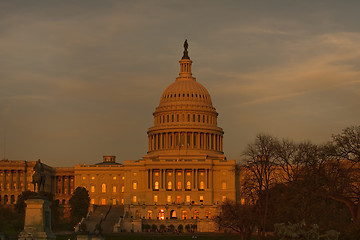 Image showing The US Capitol at sunset