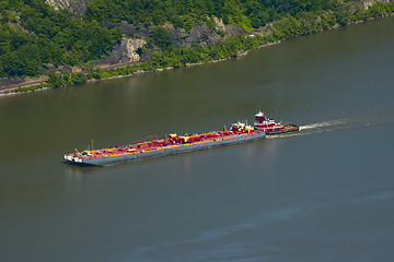 Image showing A large carrying cargo ship on Hudson river 