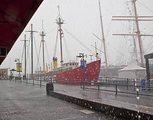 Image showing Manhattan. Rain in Seaport