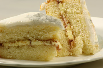 Image showing jam sponge cake