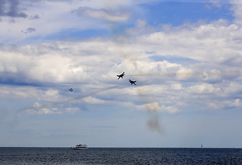 Image showing Two planes performing in an air show