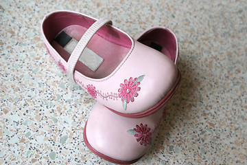 Image showing pink shoes