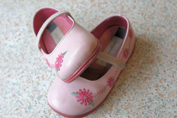 Image showing pink shoes