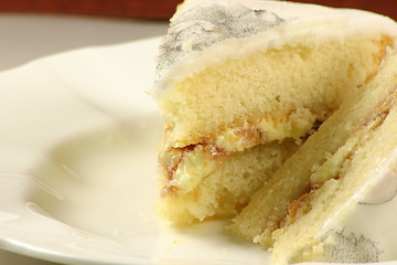 Image showing jam sponge cake